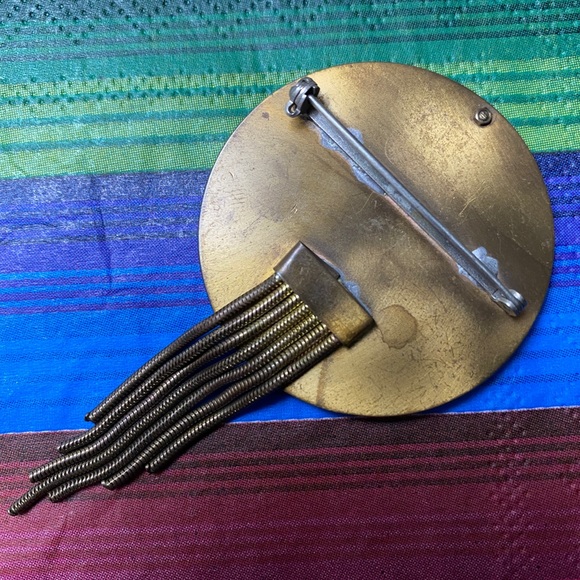 Ugly fish brooch. So ugly it’s cool. - Picture 2 of 3